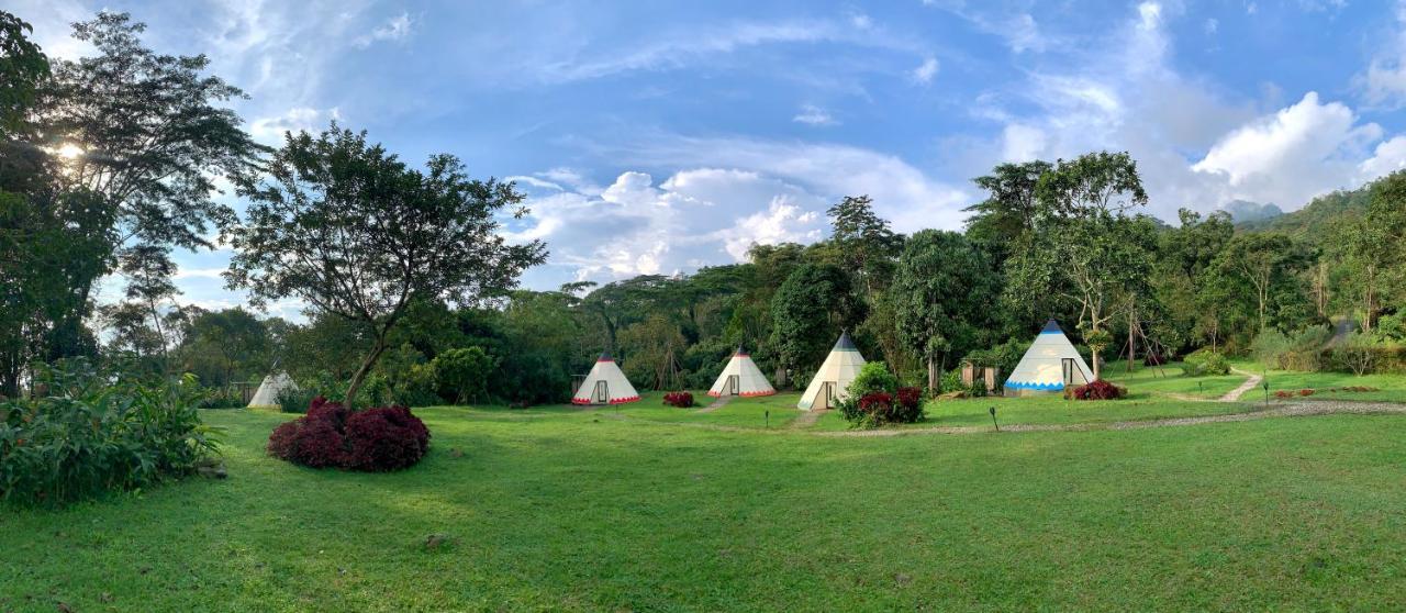 Refugio Del Bosque Glamping Hotel ลาเมซา ภายนอก รูปภาพ